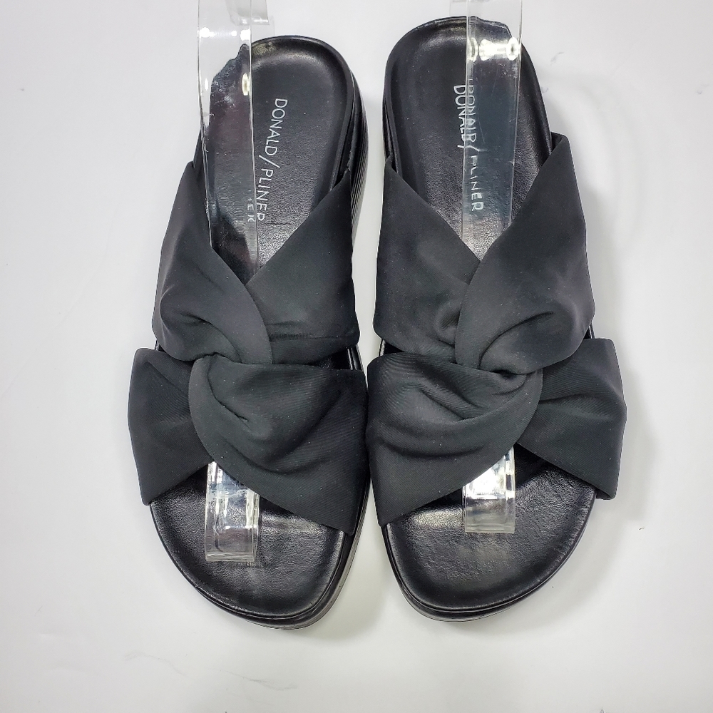 Donald J Pliner Folley Slide on sandals Black Size 6M